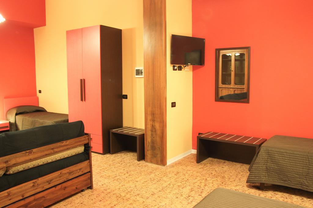 B&B Fiori Di Lava นีโกโลซี ห้อง รูปภาพ