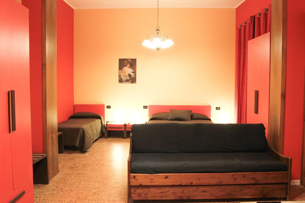 B&B Fiori Di Lava นีโกโลซี ห้อง รูปภาพ