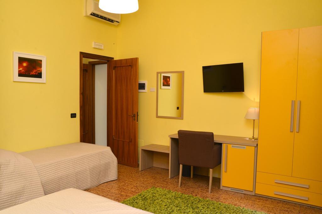 B&B Fiori Di Lava นีโกโลซี ภายนอก รูปภาพ